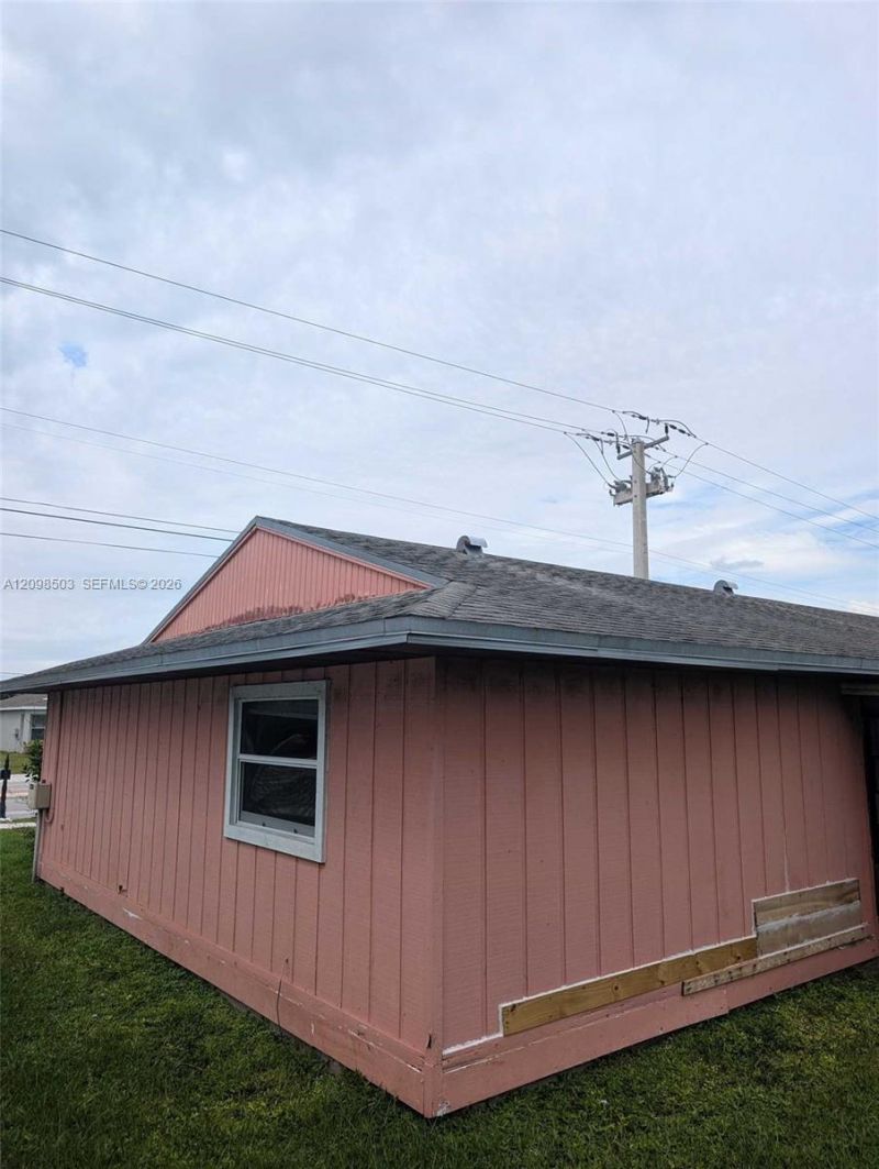 1687 SE Floresta Drive Se, Saint Lucie West, FL 34983 Photo