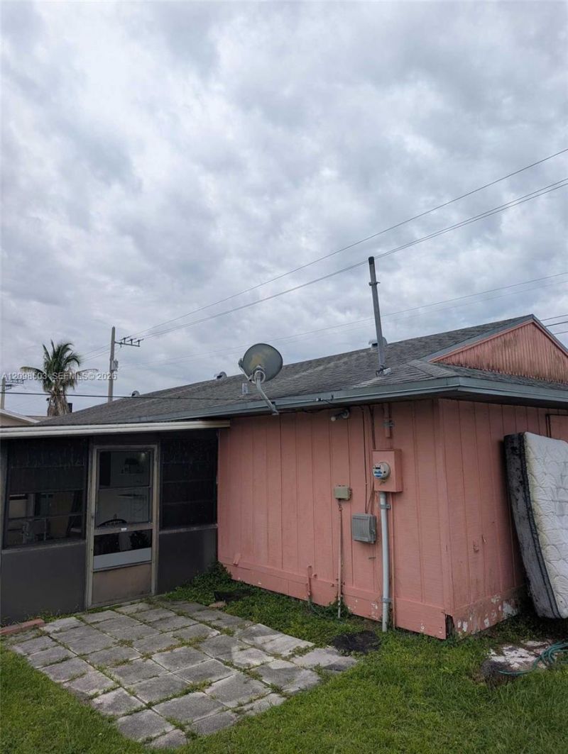1687 SE Floresta Drive Se, Saint Lucie West, FL 34983 Photo