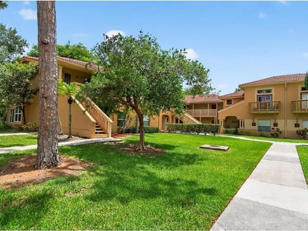 4751 VIA PALM Lakes, Unit 409, West Palm Beach, FL 33417