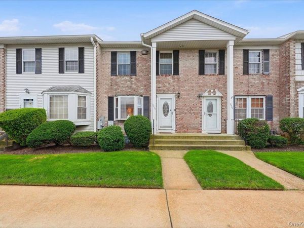 2927 Grand Avenue , Unit 16, Baldwin, NY 11510