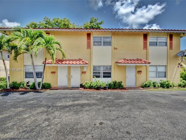 7833 NW 44th Ct, Unit 7833, Coral Springs, FL 33065