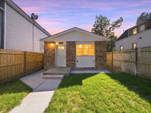 6733 S Throop Street , Chicago, IL 60636