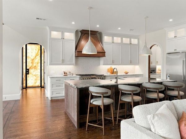 3368 Dorado Beach Drive, Farmers Branch, TX 75234