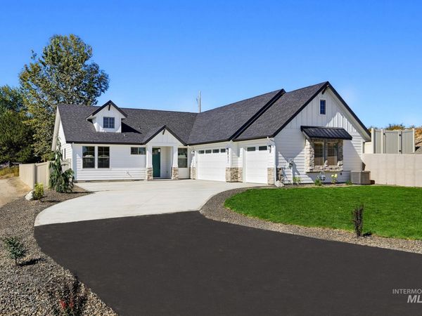 1837 N Black Elm Lane, Star, ID 83669