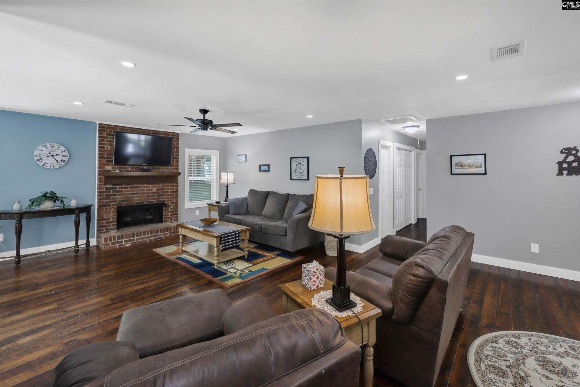 312 Southampton Drive  Photo 13