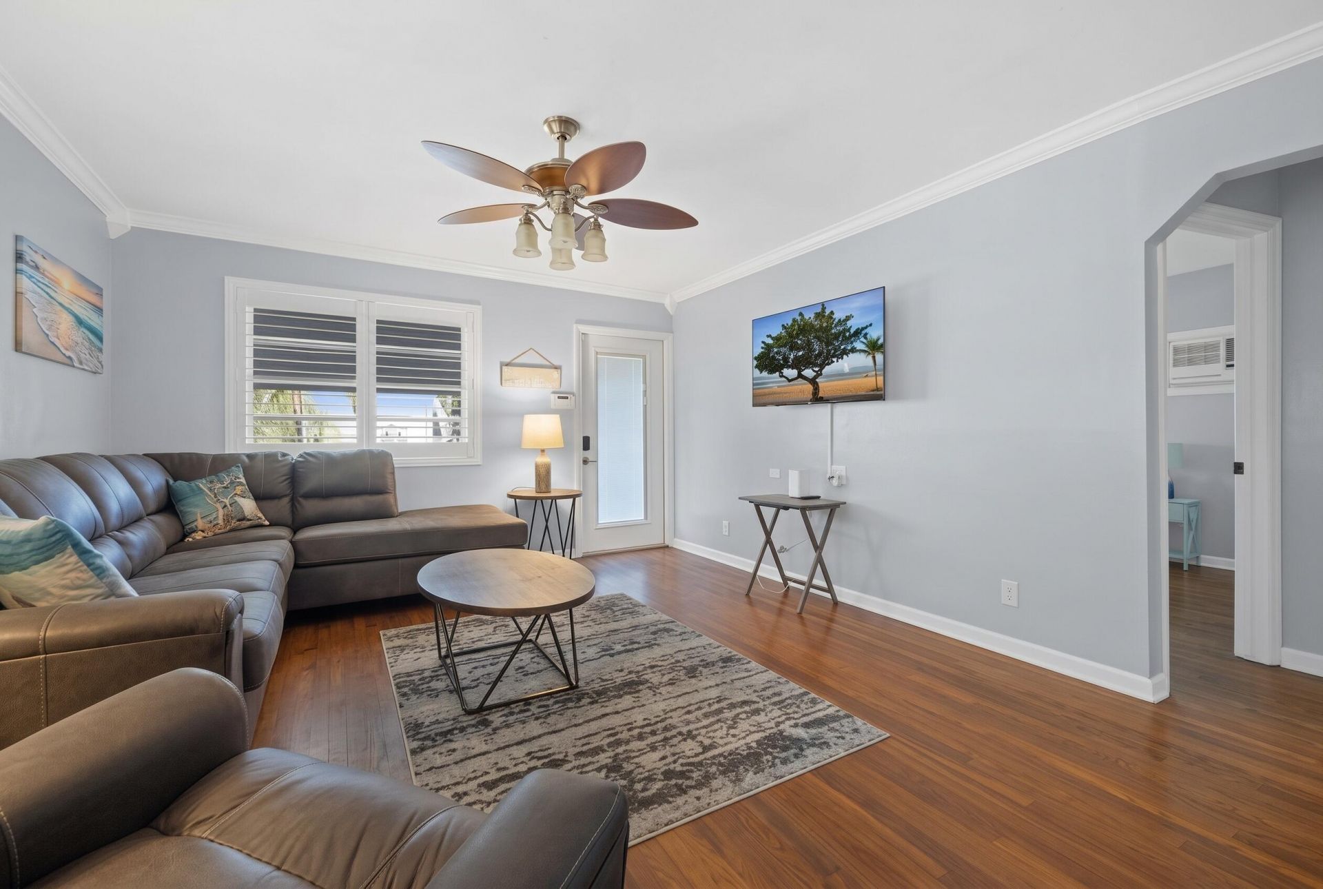 101 E 25th Street, West Palm Beach, FL 33404 Photo