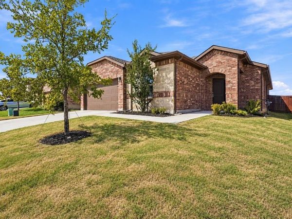 2228 Dyre Drive, Haslet, TX 76052