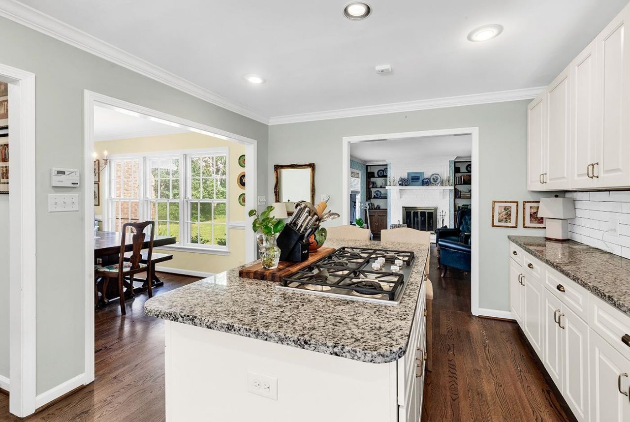 500 Poinsett Rd.  Photo 12