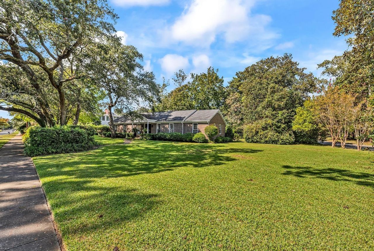 500 Poinsett Rd.  Photo 48
