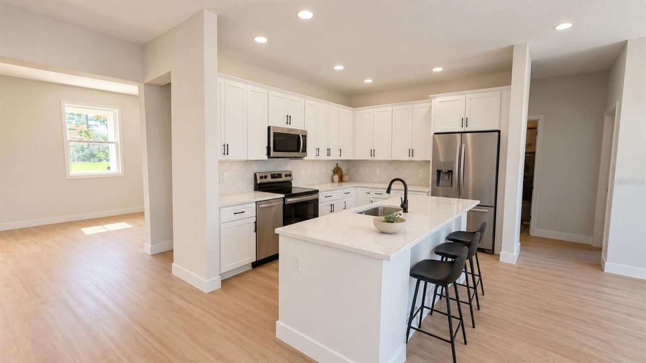 200 Memorial Drive , Sebring, FL 33870 Photo