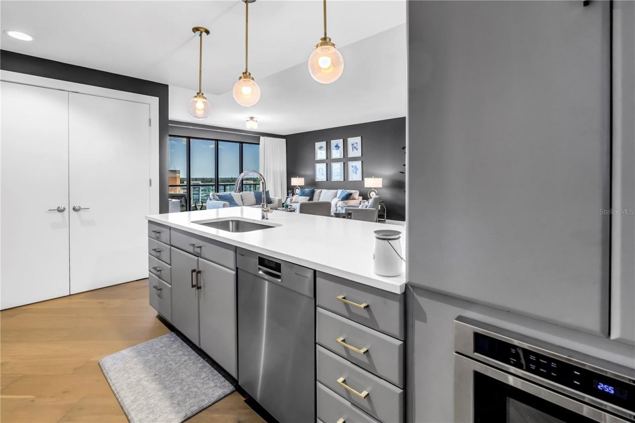 199 Dali Boulevard , Unit 902, Saint Petersburg, FL 33701 Photo