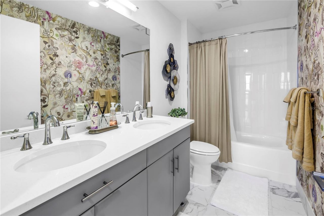 199 Dali Boulevard , Unit 902, Saint Petersburg, FL 33701 Photo