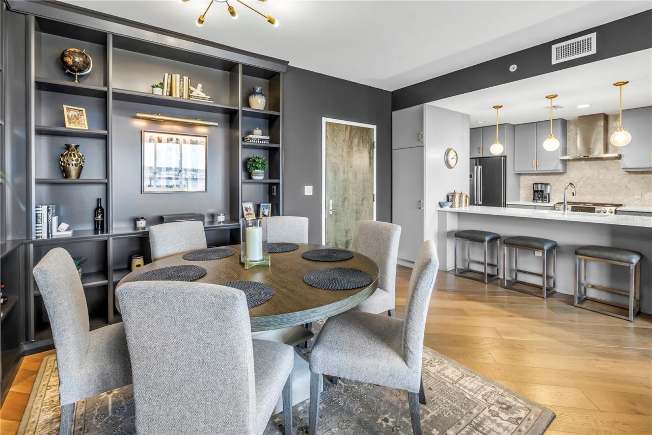 199 Dali Boulevard , Unit 902, Saint Petersburg, FL 33701 Photo