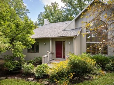 8089 Wild Lemon Lane, Manlius, NY 13104