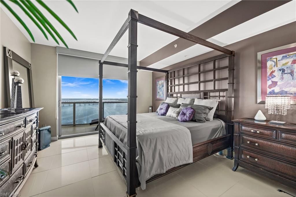 3000 Oasis Grand Blvd, Unit 2105, Fort Myers, FL 33916 Photo