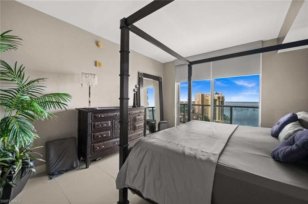 3000 Oasis Grand Blvd, Unit 2105, Fort Myers, FL 33916 Photo
