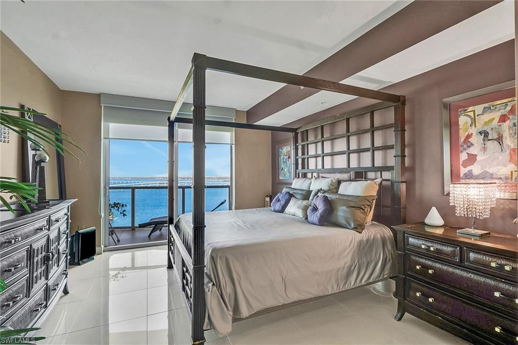 3000 Oasis Grand Blvd, Unit 2105, Fort Myers, FL 33916 Photo