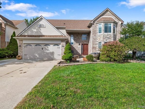 24364 Curtis Drive , Brownstown Township, Mi 48134