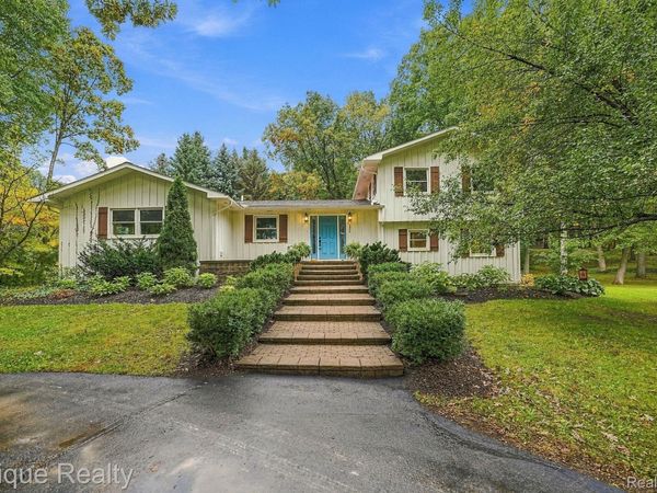 5355 Bullard Road, Hartland Township, Mi 48430