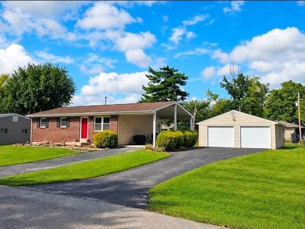 5 Oak Drive, St Peters, MO 63376