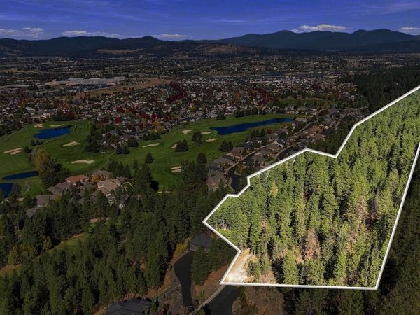 875 N Bella Lago Ln, Liberty Lake, WA 99019