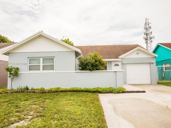 3346 NW 203rd St , Miami Gardens, FL 33056