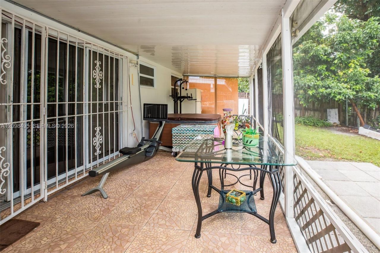3346 NW 203rd St, Miami Gardens, FL 33056 Photo