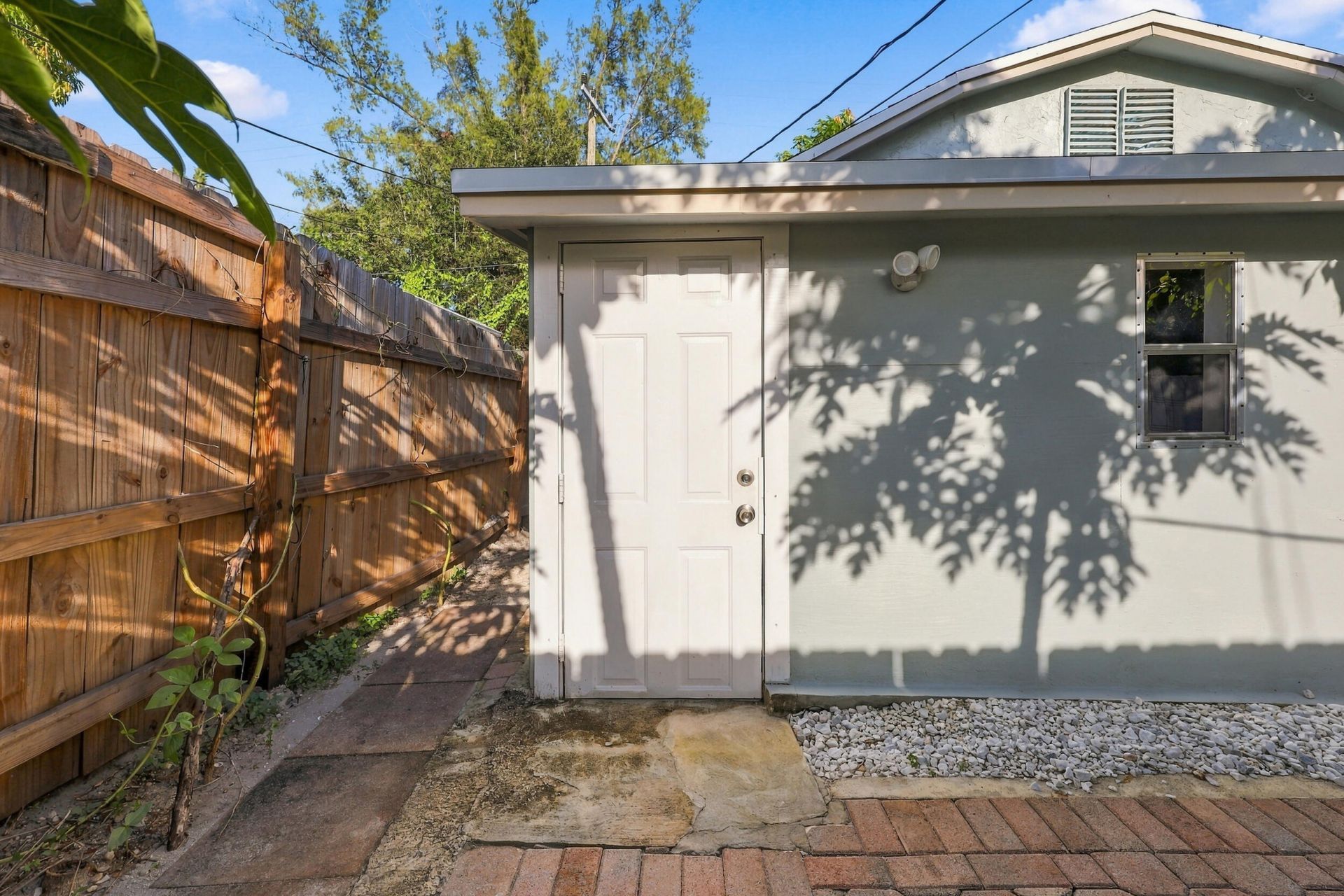 618 S Pine Street, Unit B, Lake Worth Beach, FL 33460 Photo