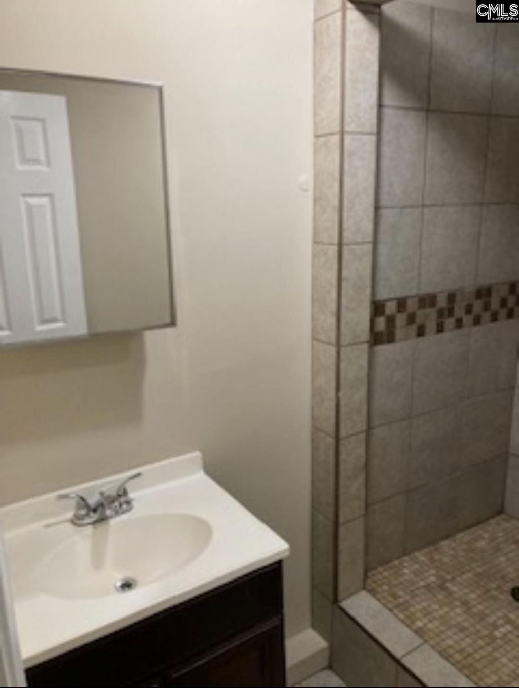 8080,8081,8082 Brookmont Lane Photo 33