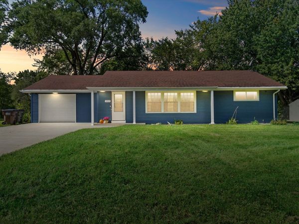 1515 S Sunny Slope Rd, New Berlin, WI 53151