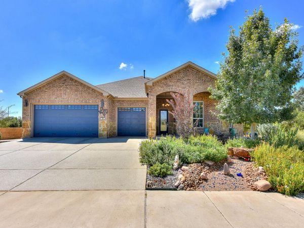 400 Iron Rail LN, Georgetown, TX 78633