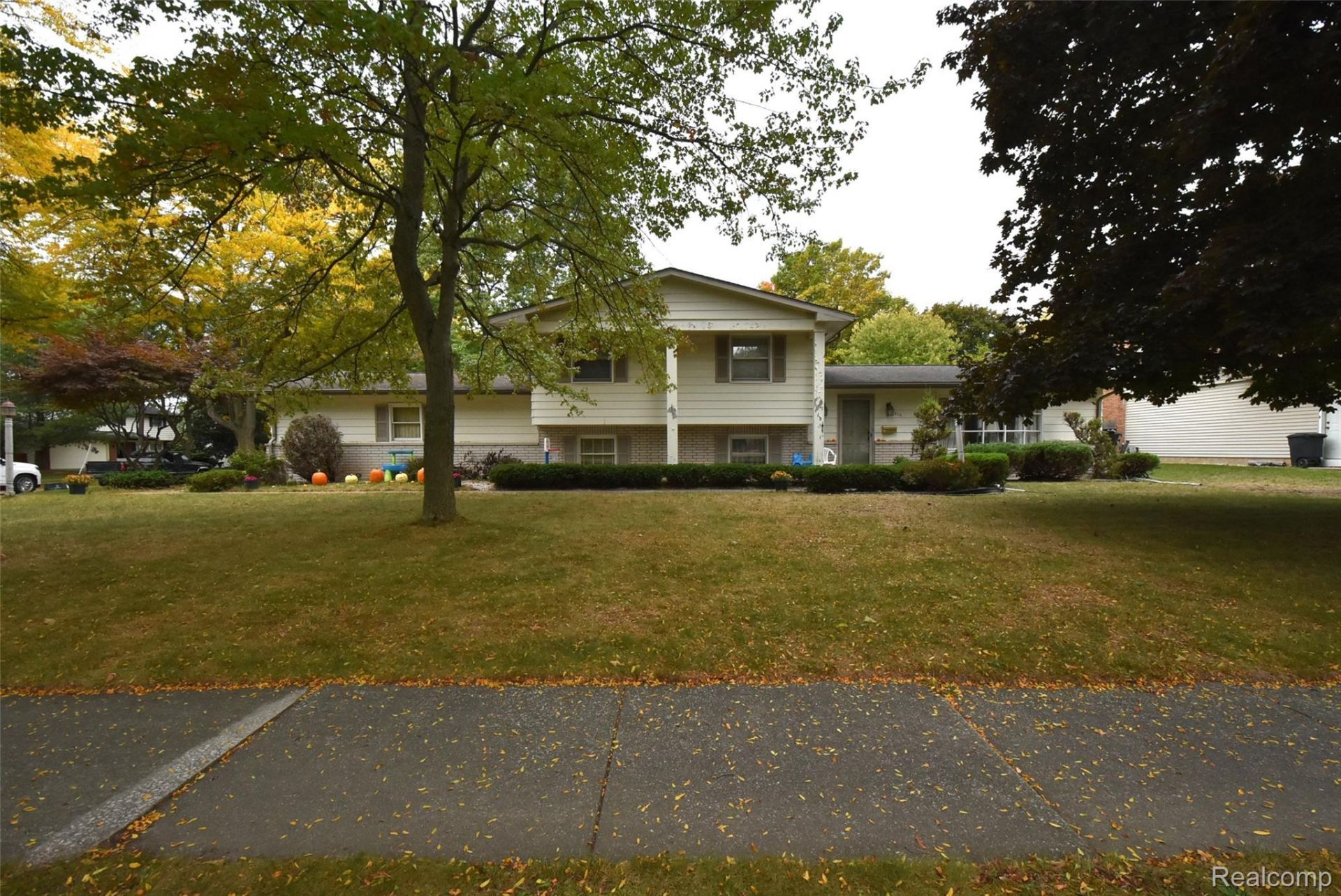 210 Frank Road, Frankenmuth, Mi 48734 Main Photo