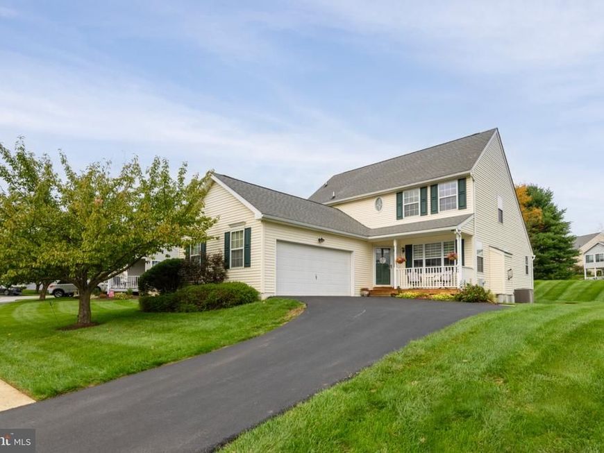 743 W Glenview Drive, West Grove, PA 19390 Main Photo