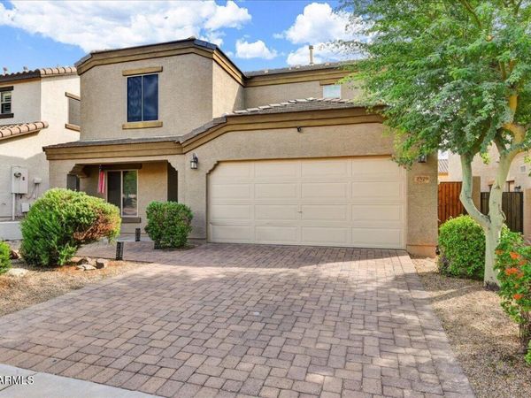 2329 W Barwick Dr Drive, Phoenix, AZ 85085