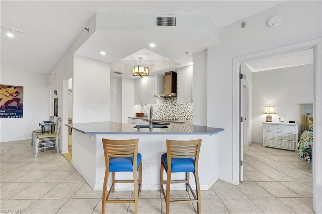 4130 Bayhead Dr, Unit 105, Bonita Springs, FL 34134 Photo