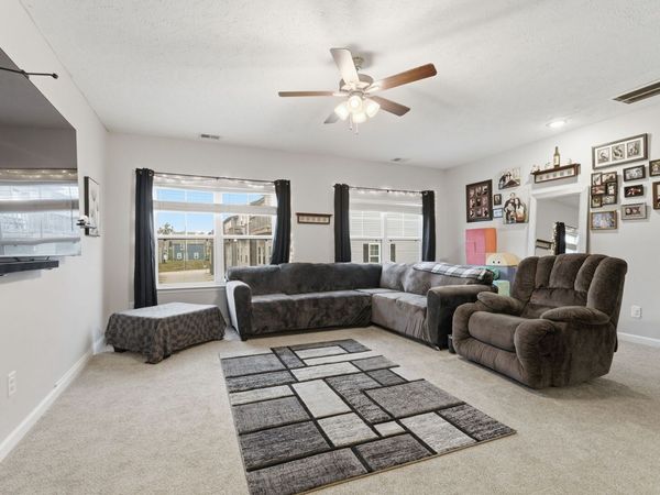 324 Jerry Butler Dr, La Vergne, TN 37086