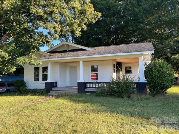 1313 E Maiden Road , Maiden, NC 28650
