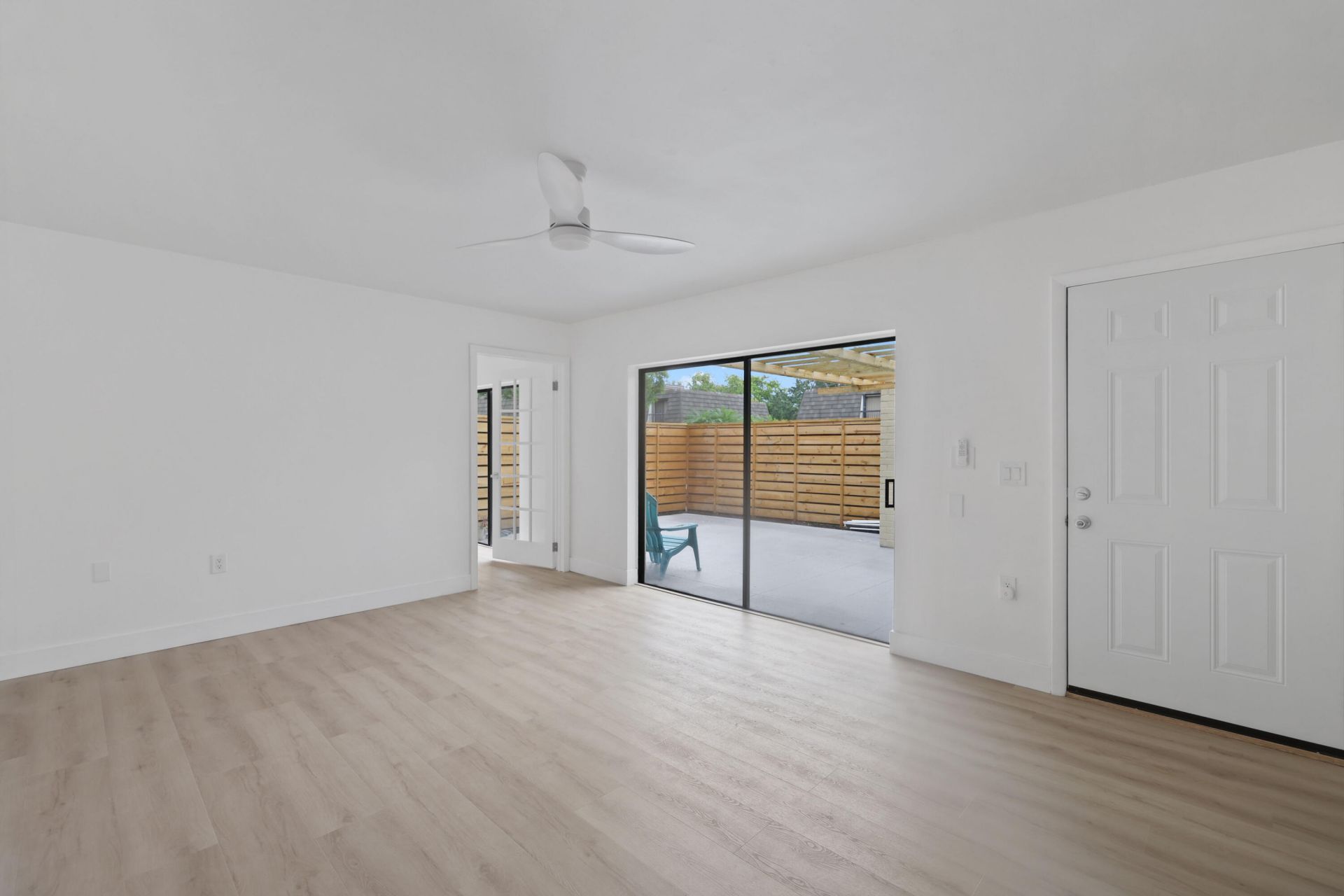 703 7th Terrace, Palm Beach Gardens, FL 33418 Photo