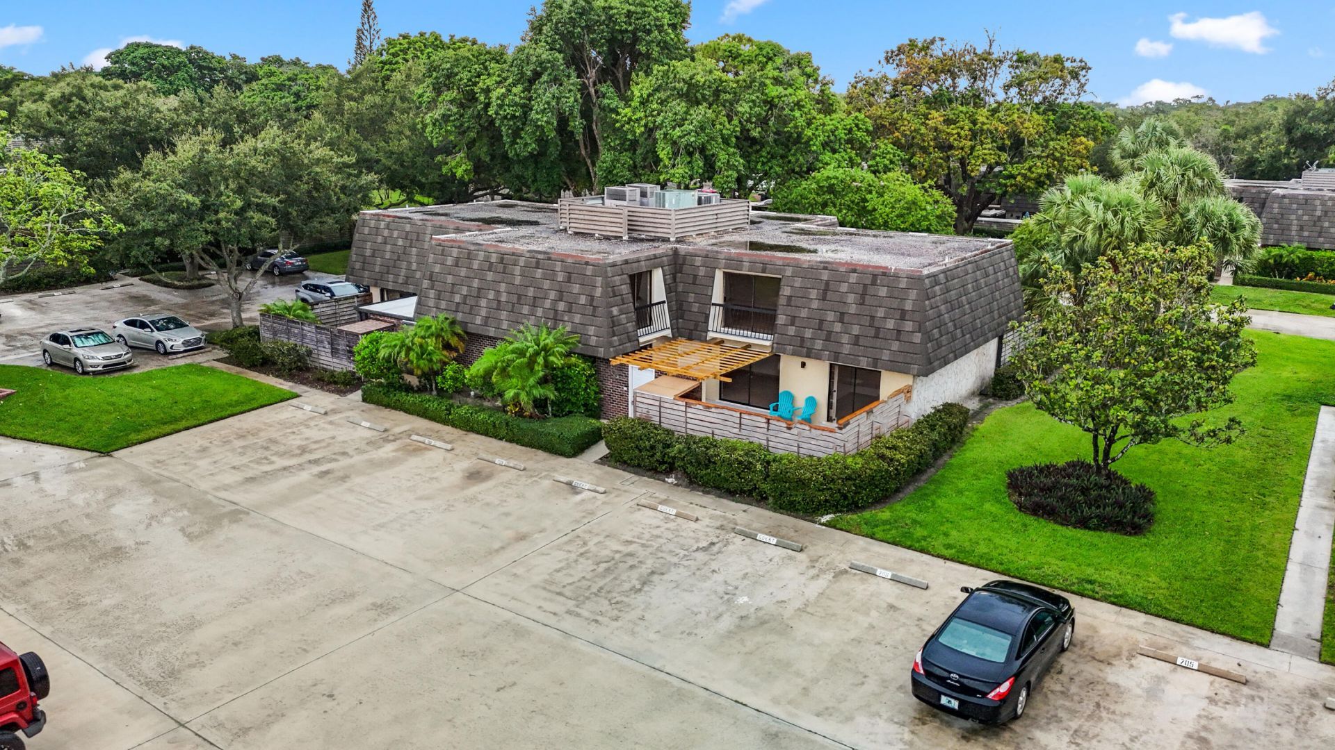 703 7th Terrace, Palm Beach Gardens, FL 33418 Photo