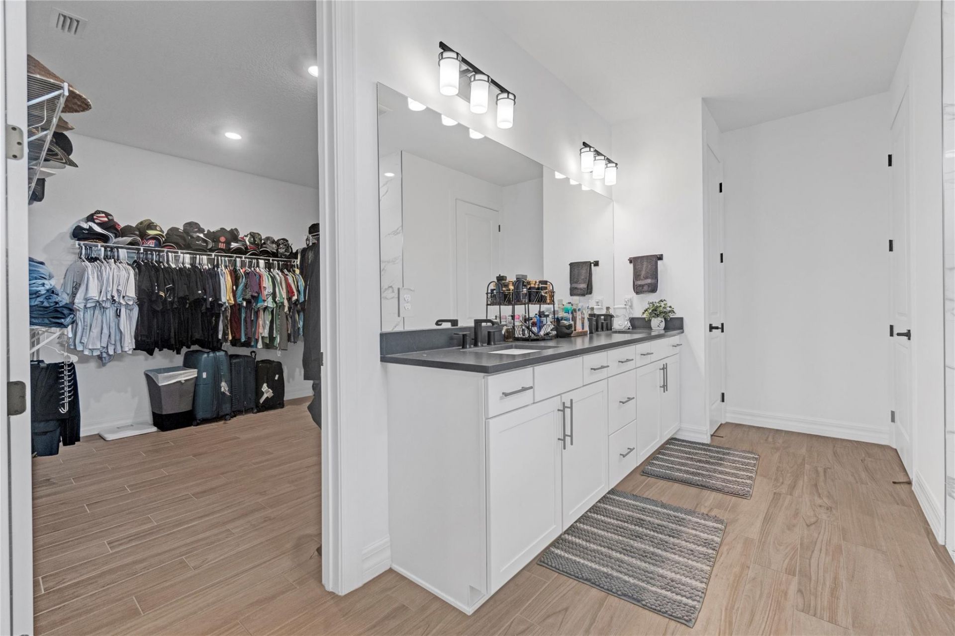 4566 Silverwood Lane N, Oakland Park, FL 33309 Photo