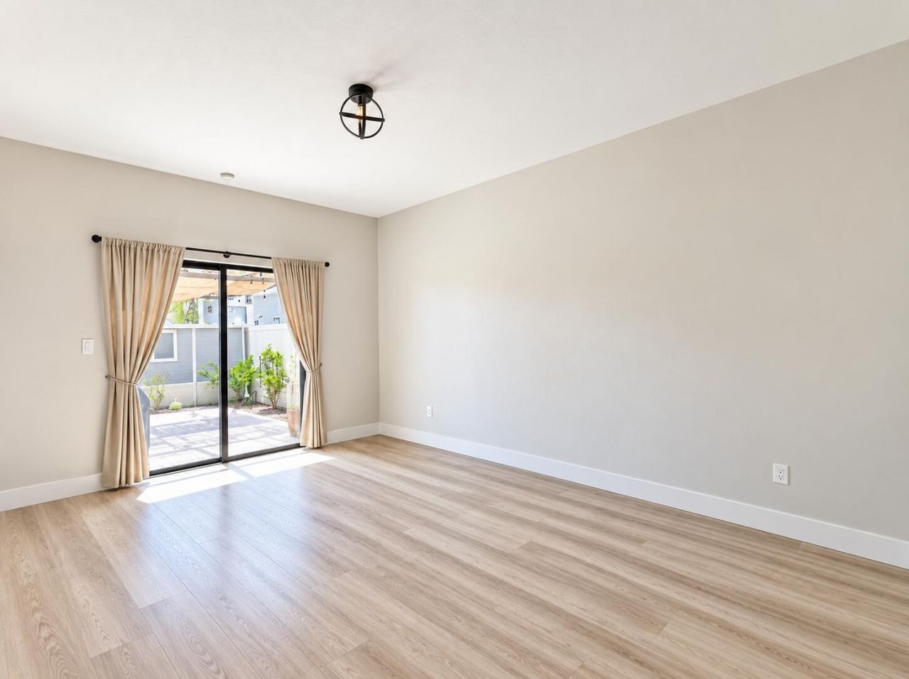 9326 W 33rd Lane, Hialeah, FL 33018 Photo
