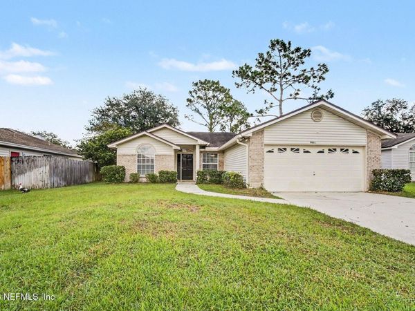 8031 MACINNES Drive E, Jacksonville, FL 32244