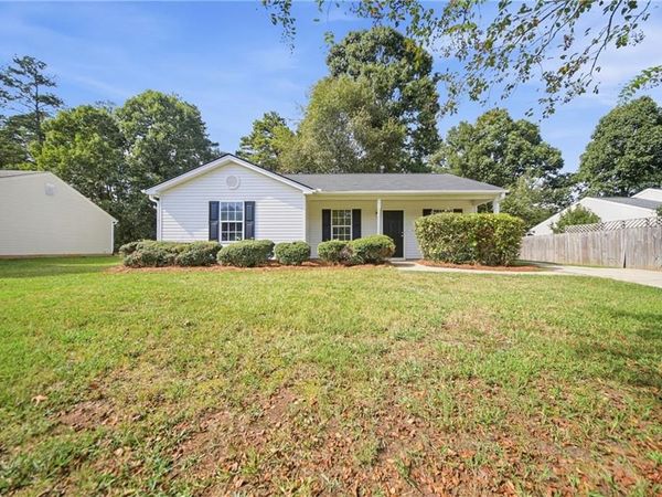 330 Dreamland Court , Winder, GA 30680
