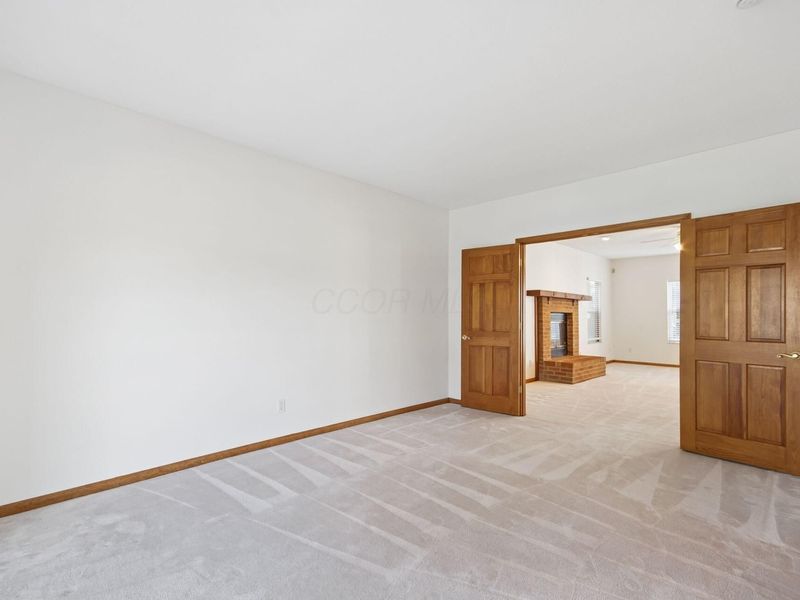 1581 Raspberry Run Drive , Columbus, OH 43204 Photo 9