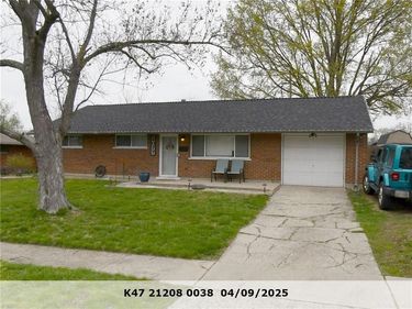 2077 Terrylynn Avenue, West Carrollton, OH 45439