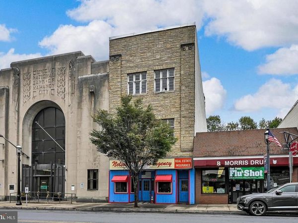 9 E CENTRE STREET , MAHANOY CITY, PA 17948