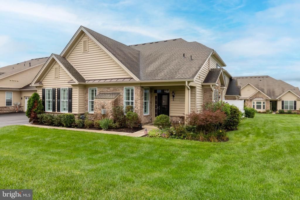 4211 SPALDING DRIVE, PERKASIE, PA 18944