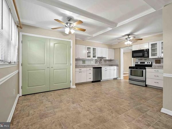 14439 GOLDEN OAK ROAD, CENTREVILLE, VA 20121