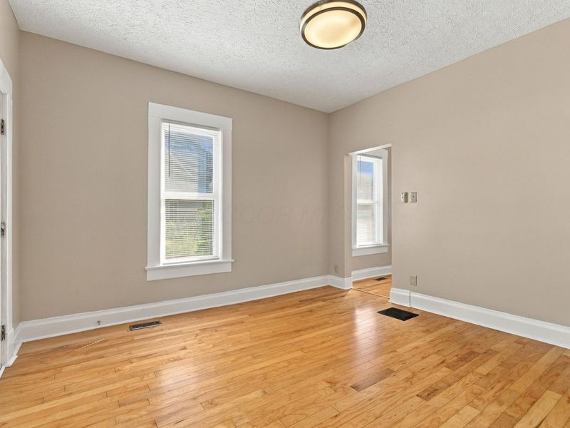 353 E Morrill Avenue, Columbus, OH 43207 Photo 10