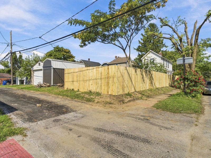 353 E Morrill Avenue, Columbus, OH 43207 Photo 40